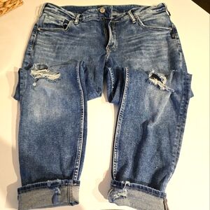 Silver Jeans Boyfriend cut